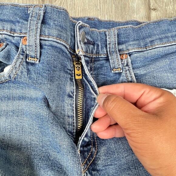 Levi's Premium 502 Taper Fit Men's Straight Leg Jeans 30 x 32 - Picture 10 of 13